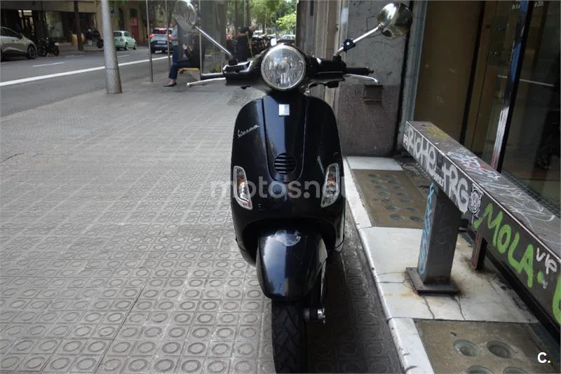 Vespa LX 125 – Vista 11