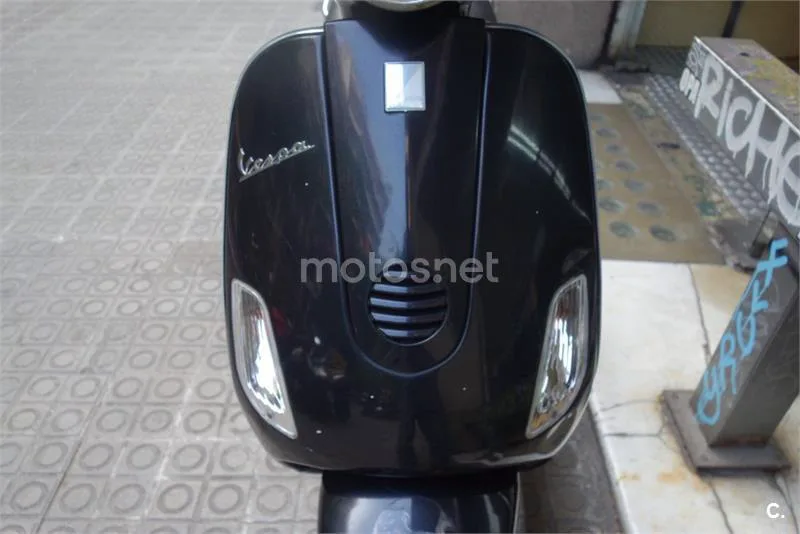 Vespa LX 125 – Vista 13