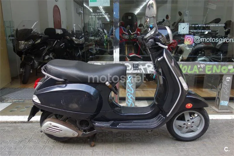 Vespa LX 125 – Vista 3