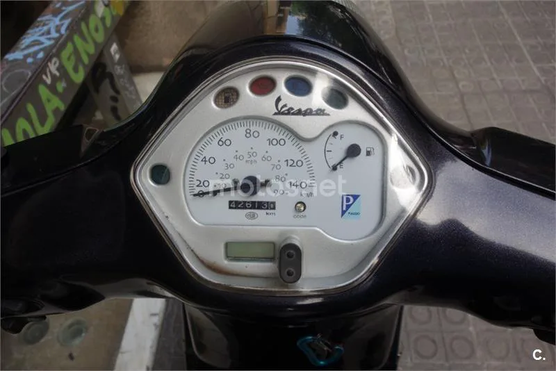 Vespa LX 125 – Vista 8