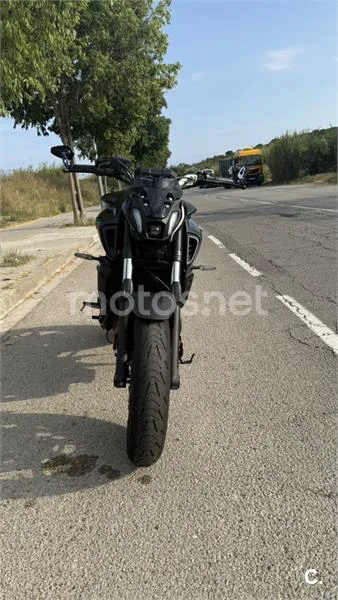 Yamaha MT-07 – Vista 4