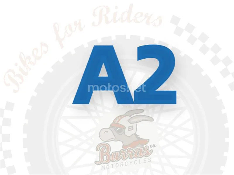 Royal Enfield Super Meteor 650 – Vista 8
