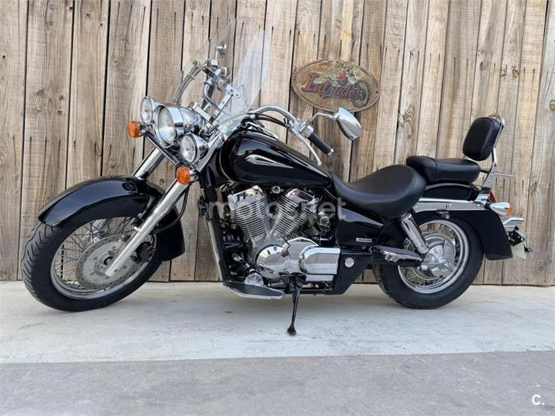 Honda VT 750 C Shadow – Vista 14