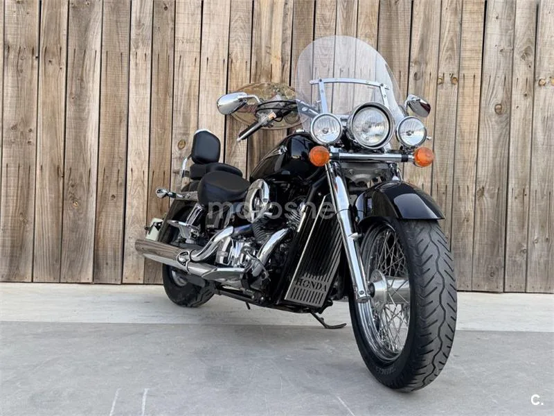 Honda VT 750 C Shadow – Vista 15