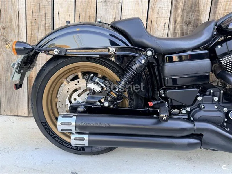 Harley-Davidson Dyna Low Rider – Vista 16