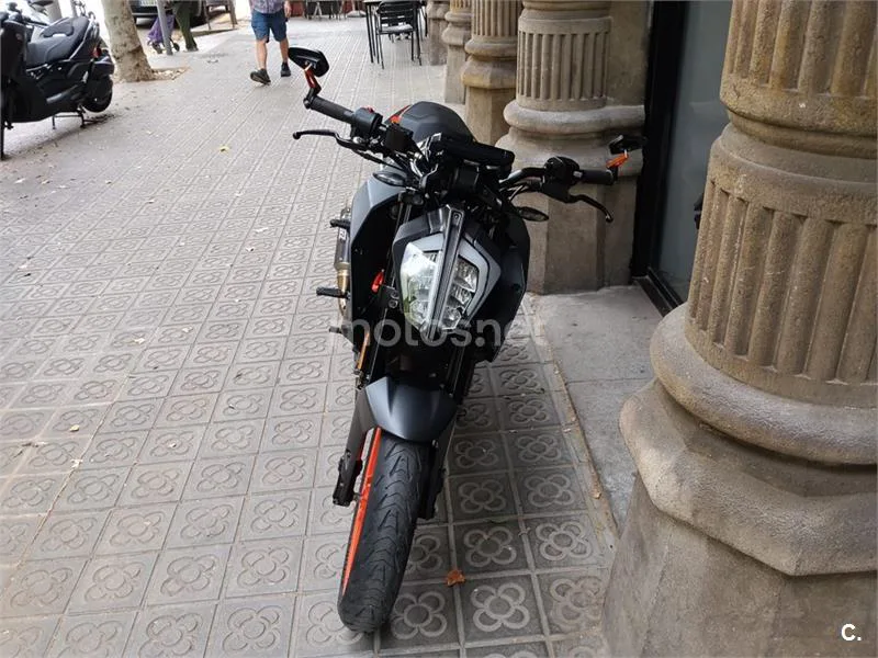 KTM 125 – Vista 14