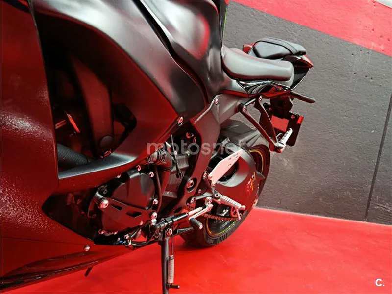 Kawasaki Ninja ZX-6R – Vista 13