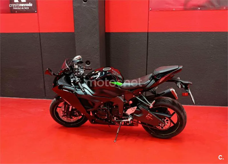 Kawasaki Ninja ZX-6R – Vista 3
