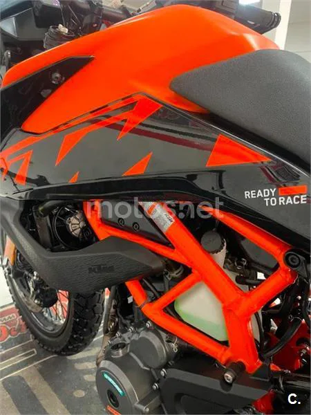 KTM 390 – Vista 13