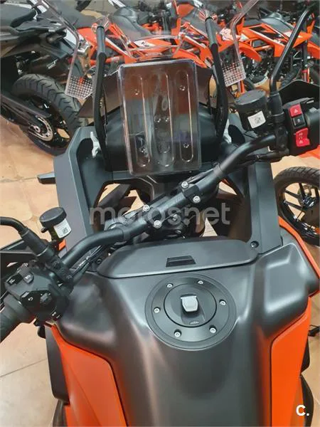 KTM 1390 Super Adventure S - Vista 3