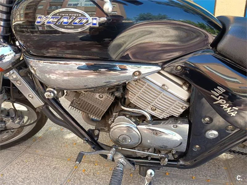 Kymco Venox 250 – Vista 4