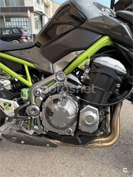 Kawasaki Z900 – Vista 2