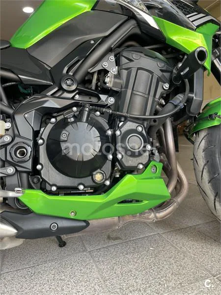 Kawasaki Z900 – Vista 5