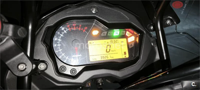 Benelli TRK 502 – Vista 6