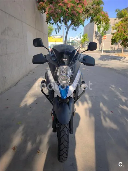 Suzuki V-Strom 650 XT – Vista 3