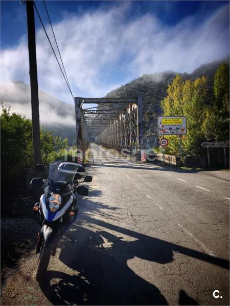 Suzuki V-Strom 650 XT – Vista 8