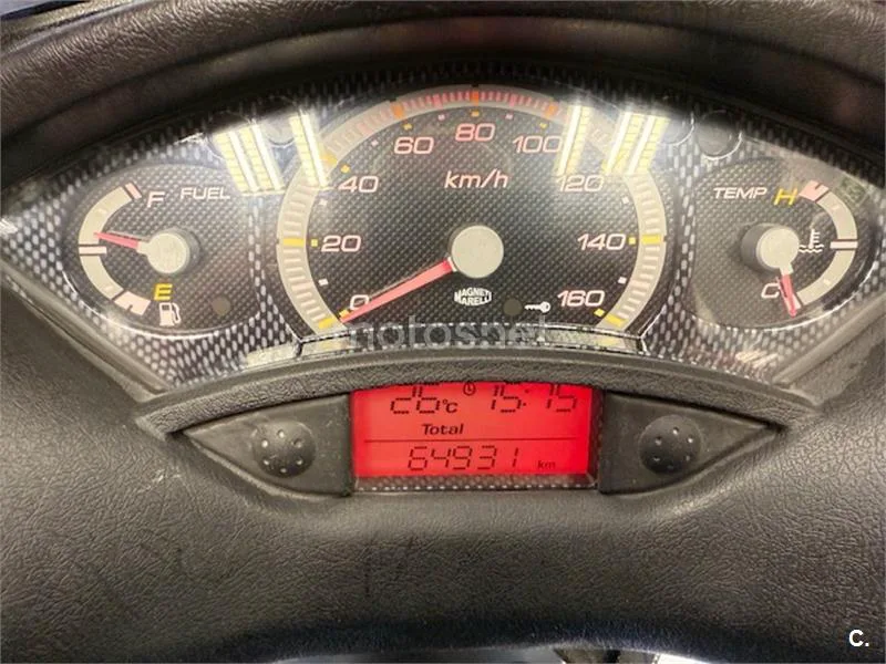 Yamaha XMAX 125 – Vista 15