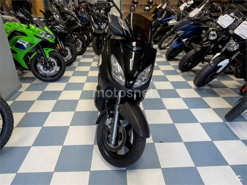 Yamaha XMAX 125 – Vista 10