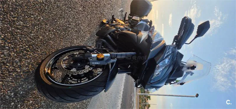 Kawasaki Versys – Vista 9