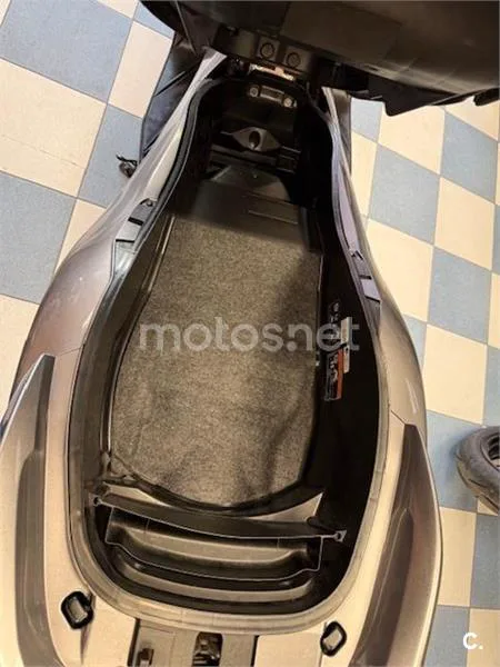 Honda Forza 300 – Vista 17