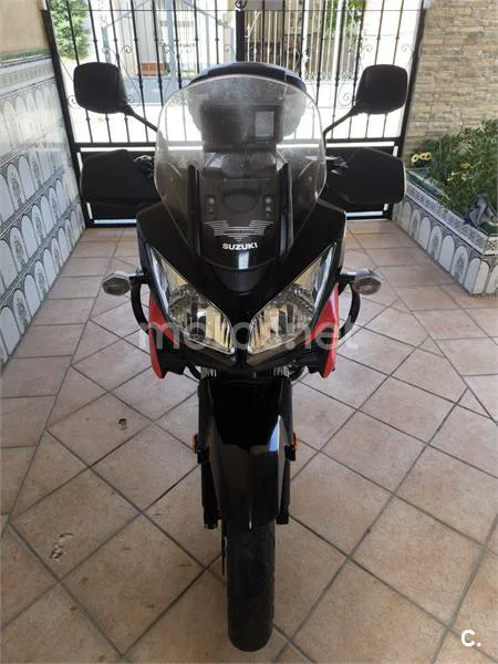 Suzuki V-Strom 1000 – Vista 6