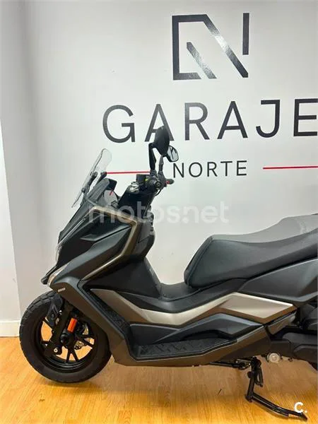 Kymco DTX 125 – Vista 10