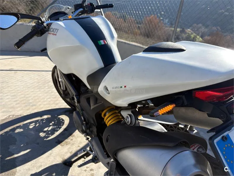 Ducati Monster 696 – Vista 5