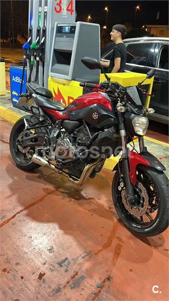 Yamaha MT-07 – Vista 3