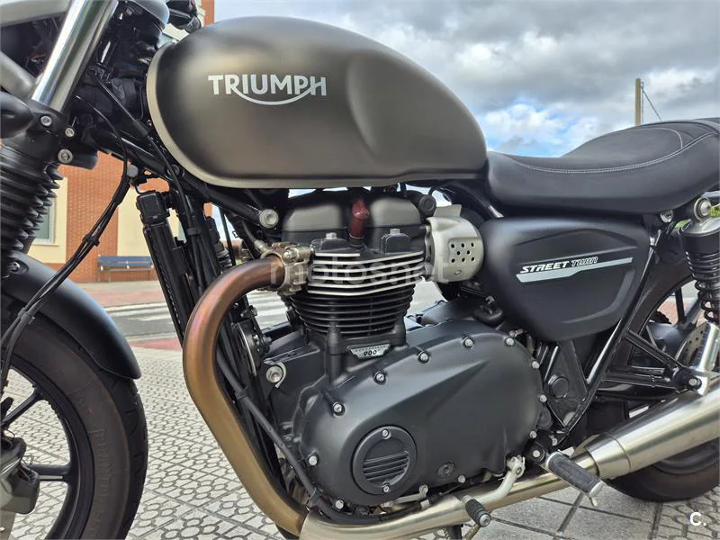 Triumph Street Twin – Vista 4
