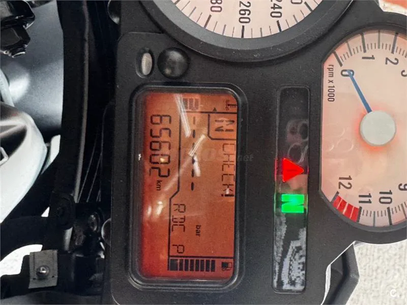 BMW K 1300 R – Vista 7
