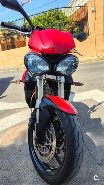 Triumph Street Triple – Vista 2