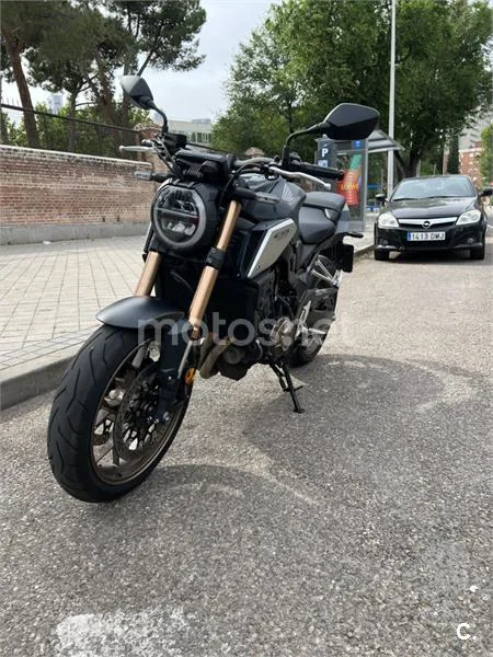 Honda CB 650 R – Vista 2