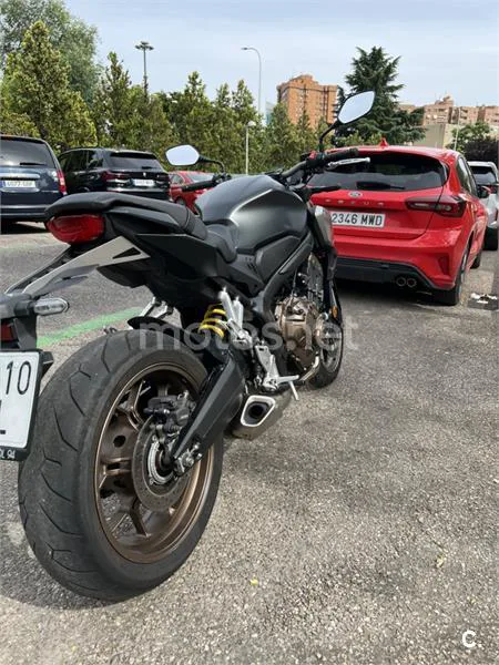 Honda CB 650 R – Vista 3