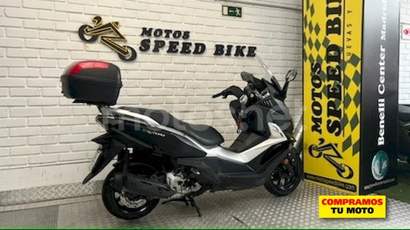 SYM Cruisym – Vista 4