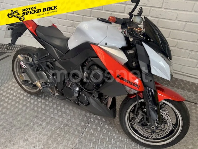 Kawasaki Z1000 – Vista 3