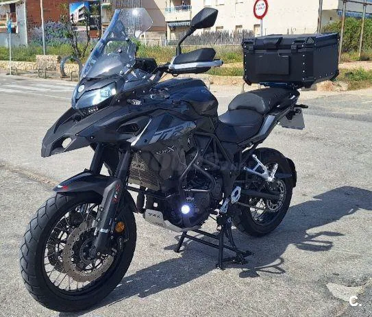 Benelli TRK 502 – Vista 7