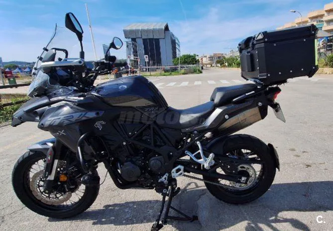 Benelli TRK 502 – Vista 8
