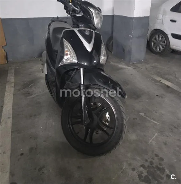 SYM Symphony ST 125 - Vista 4