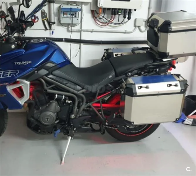 Triumph Tiger 800 XRT – Vista 2