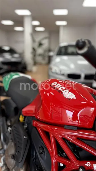 Ducati Monster 1200 – Vista 2
