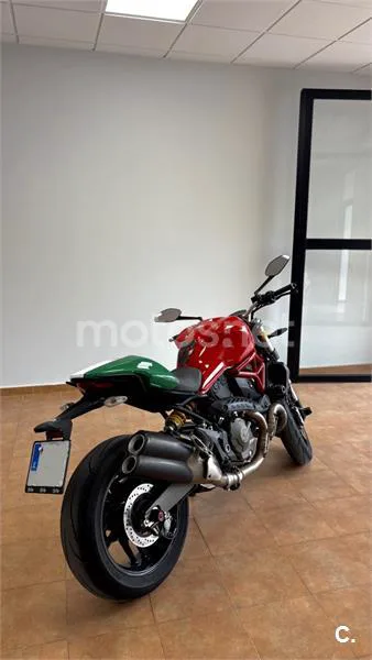 Ducati Monster 1200 – Vista 9