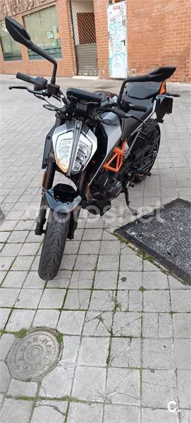 KTM 125 – Vista 2