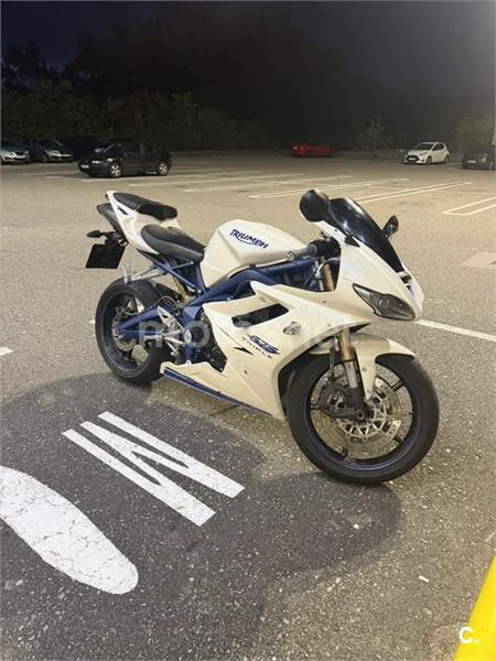 Triumph Daytona 675 SE - Vista 4