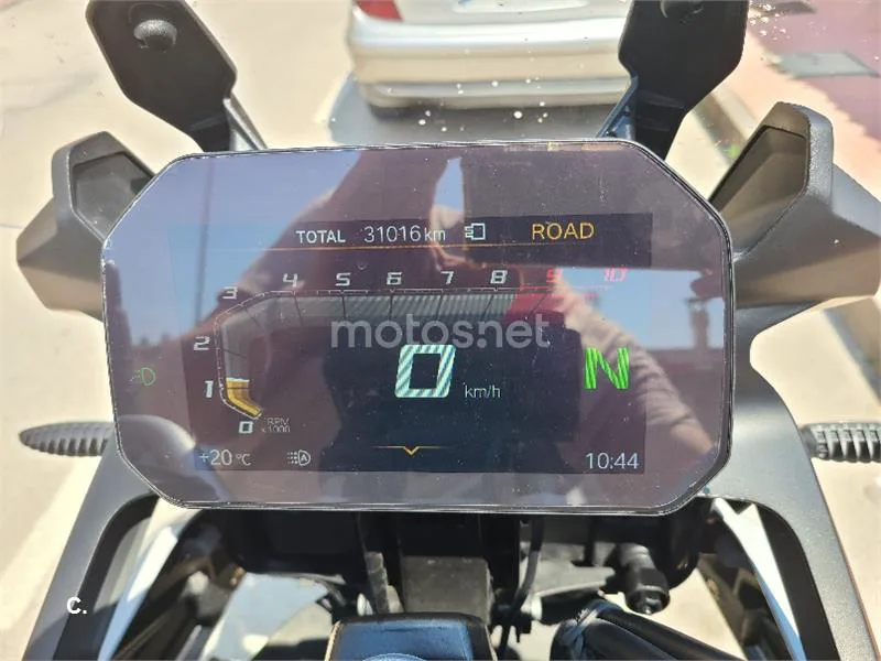 BMW F 850 – Vista 3