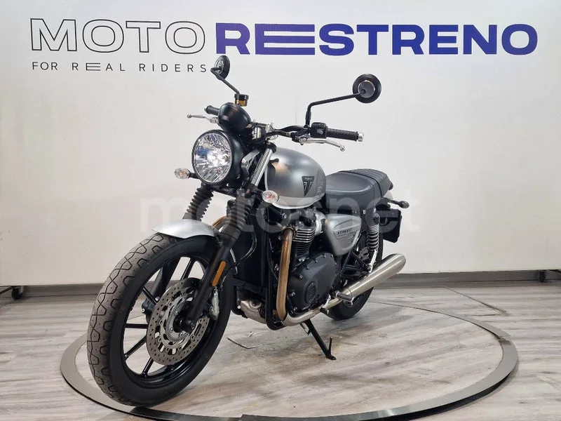 Triumph Street Twin – Vista 5