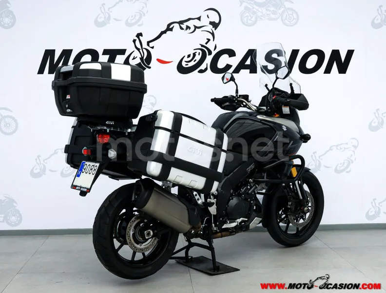 Suzuki V-Strom 1000 – Vista 3