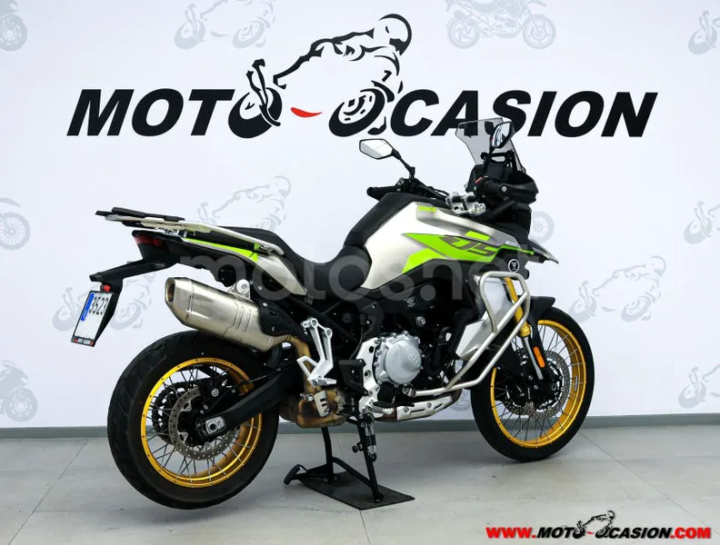 Voge 900 DSX – Vista 3