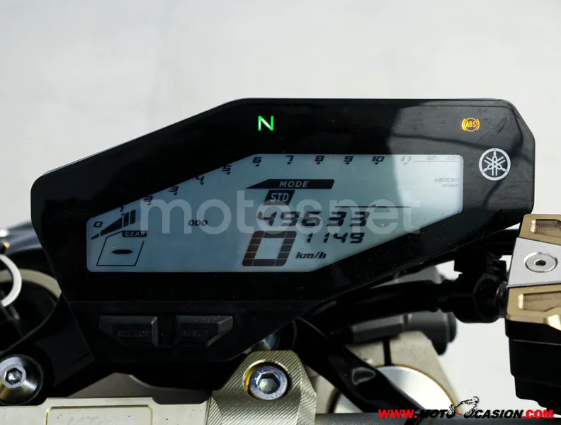 Yamaha MT-09 – Vista 11