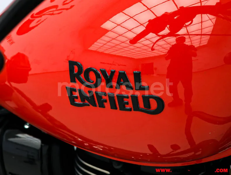 Royal Enfield Meteor 350 – Vista 9
