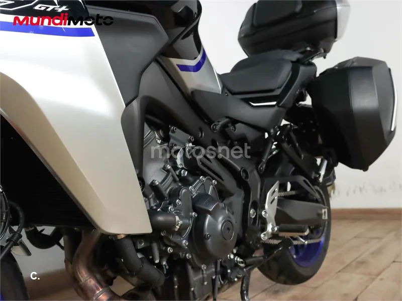 Yamaha Tracer 9 – Vista 10